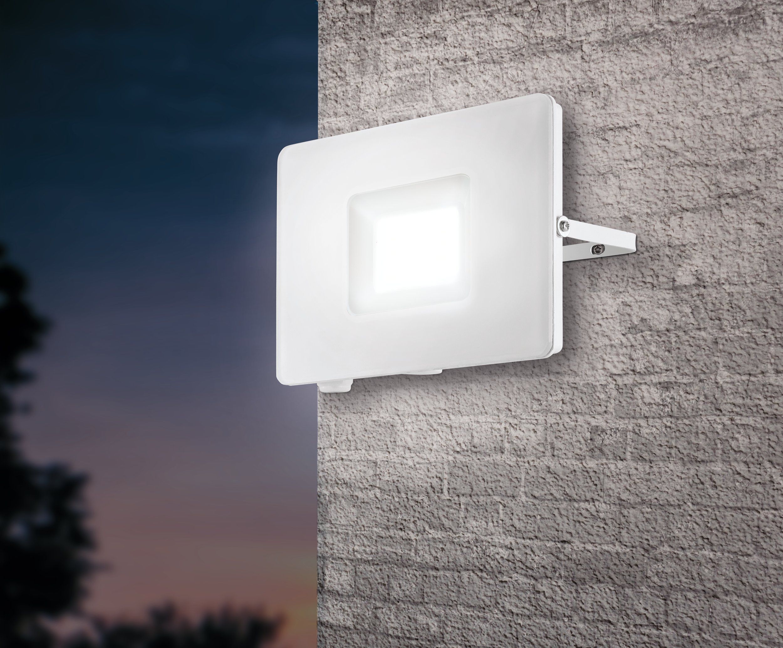 Eglo 33155 FAEDO 3 - Nástěnné LED svítidlo IP65 v bílé barvě 50W