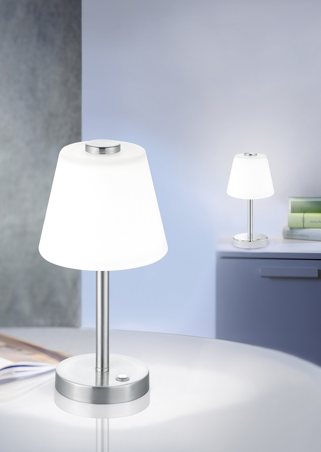 Trio Leuchten 525490107 EMERALD - Dotykem LED stmívatelná lampička k posteli, matný nikl, LED 4W, 3000K