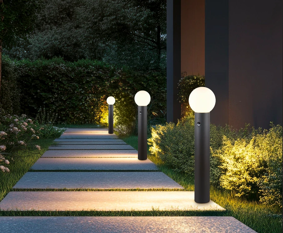 Trio Leuchten 469869142 MURES - Stojací zahradní lampa s čidlem v antracitové barvě, 1 x E27, IP44, 80cm