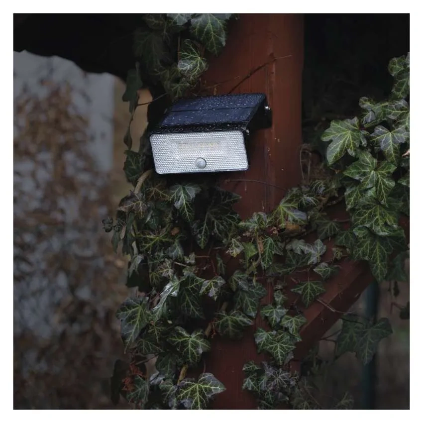 Emos ZG121S SOLO - LED nástěnné solární svítidlo s pohybovým čidlem, 1000lm, 4000K, IP54