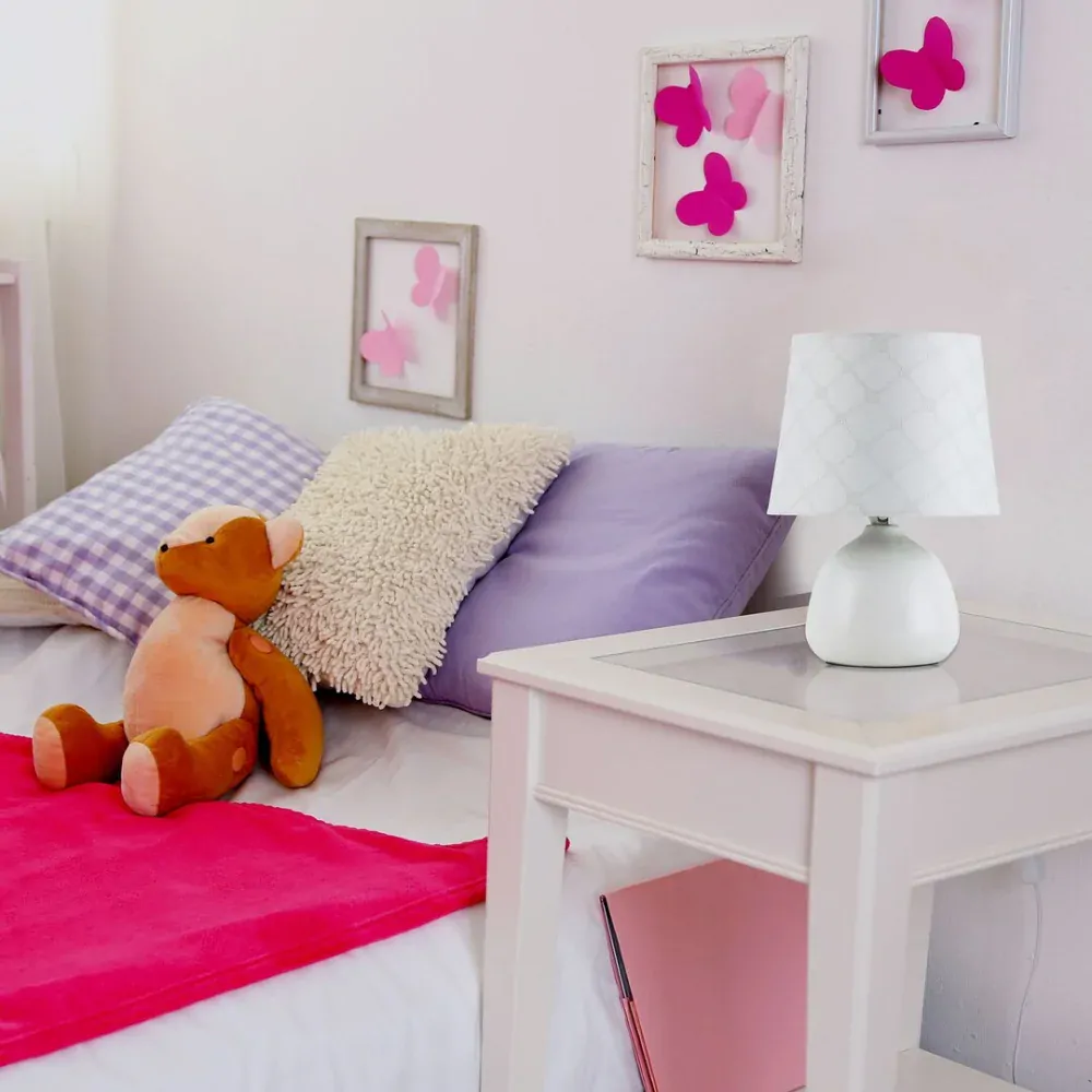 Rabalux 4379 ELLIE - Stolní lampička s keramickým podstavcem v bílé barvě ,1 x E14, 26cm