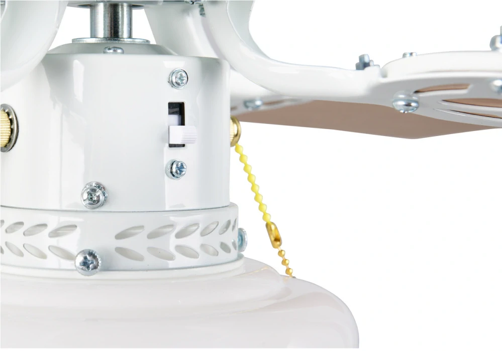 Trio R66592031 HAMMERFEST - Stropní ventilátor s osvětlením v dekoru dřeva nebo bílé barvě, 1 x E27, Ø 106,5cm