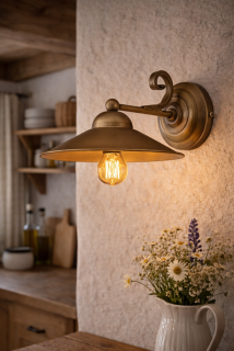 Redo LEA 02-800 + M21AB - Retro nástěnné svítidlo v mosazné patině Ø 21cm